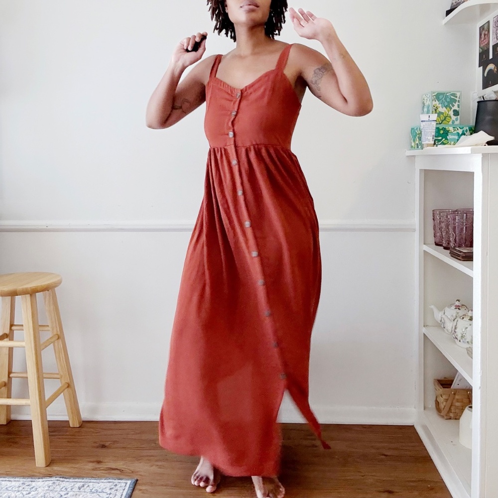 brick red button up maxi dress - Picture 3 of 6